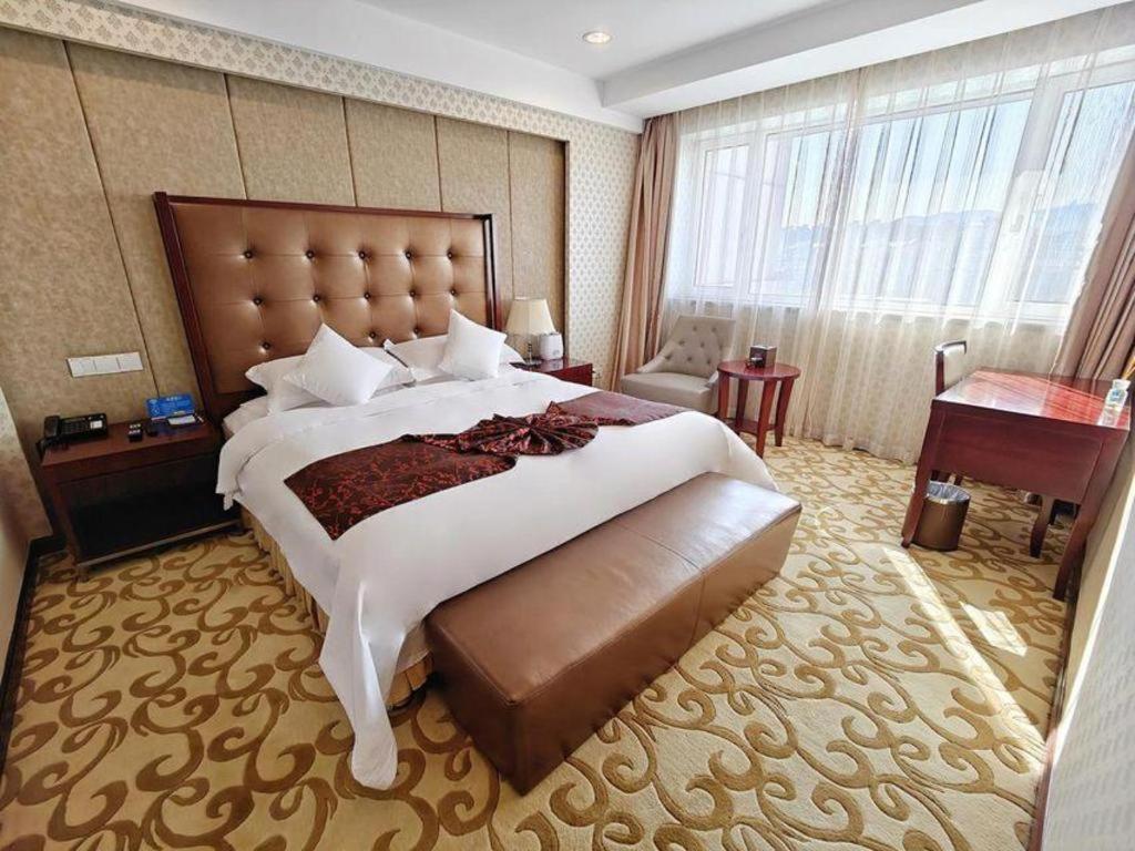 Dalian Southern Airline Pearl Hotel Bagian luar foto