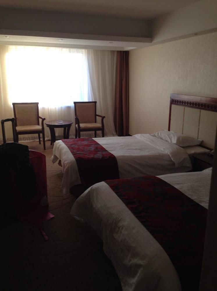 Dalian Southern Airline Pearl Hotel Bagian luar foto